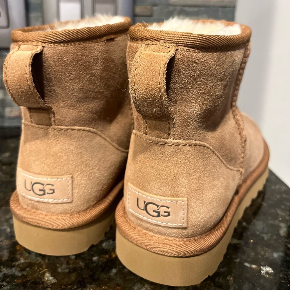 Brand new womens Uggs